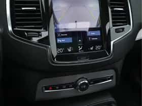 Volvo XC90 (2015) thumbnail 18