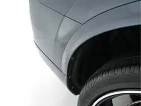 Volvo XC90 (2015) thumbnail 38