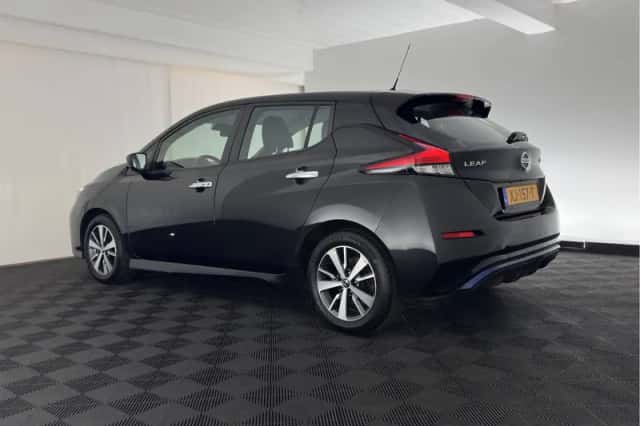 Nissan Leaf (2019) thumbnail 5