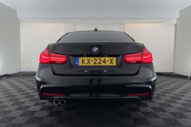 BMW 3-Serie (2016) thumbnail 6