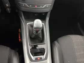 Peugeot 308 (2018) thumbnail 18