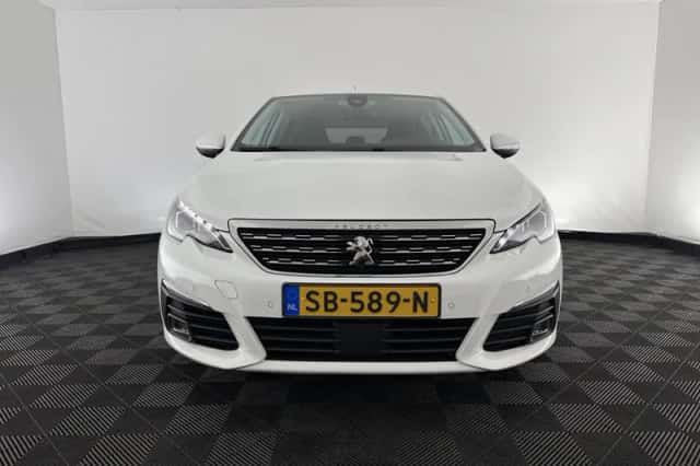 Peugeot 308 (2018) thumbnail 3