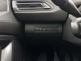 Peugeot 308 (2018) thumbnail 21