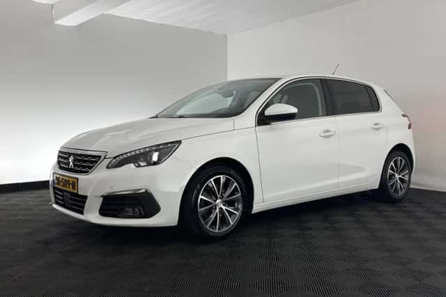Peugeot 308 (2018) thumbnail 4