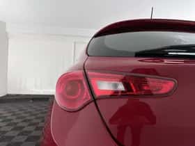 Alfa Romeo Giulietta (2016) thumbnail 22