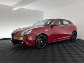 Alfa Romeo Giulietta (2016) thumbnail 4