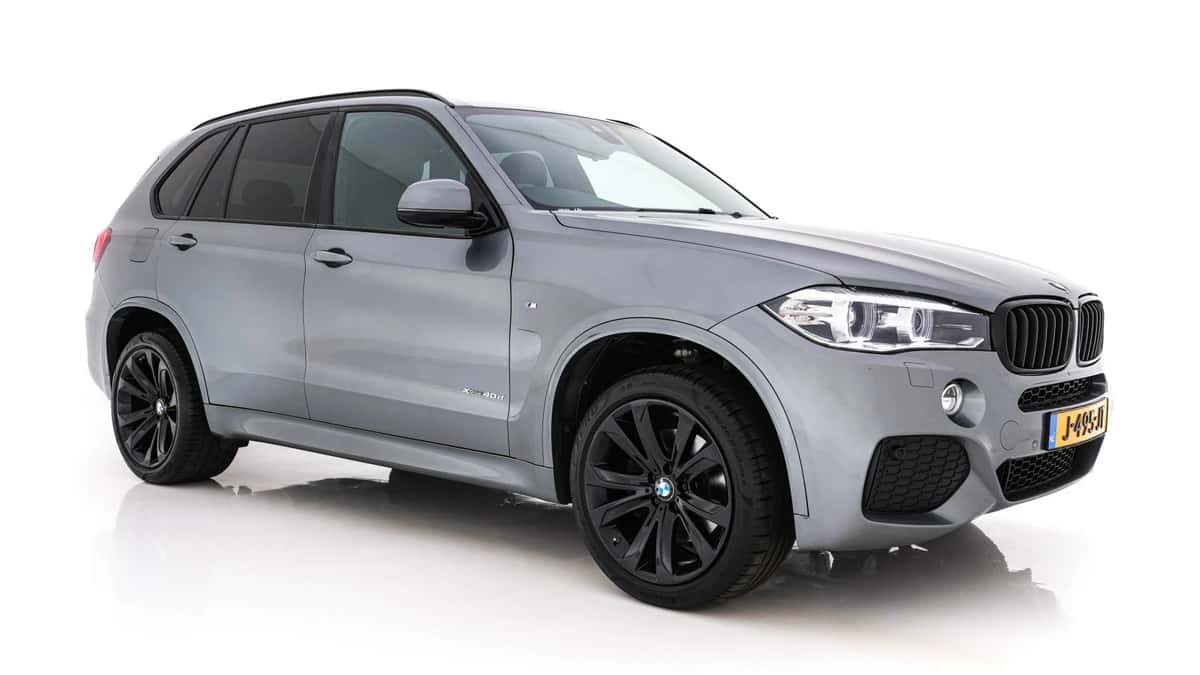 BMW X5 — foto 1