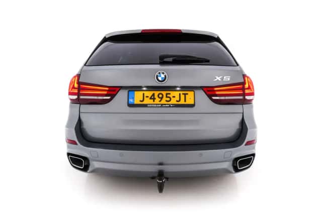 BMW X5 (2016) thumbnail 6
