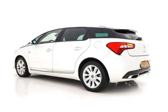 Citroën DS5 (2013) thumbnail 5