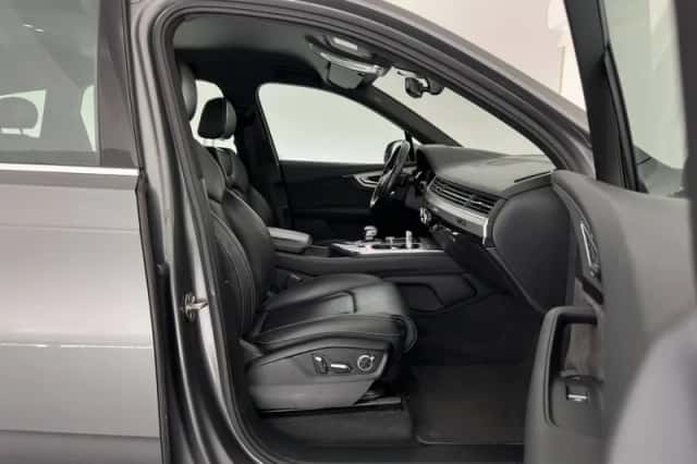 Audi Q7 (2016) thumbnail 13