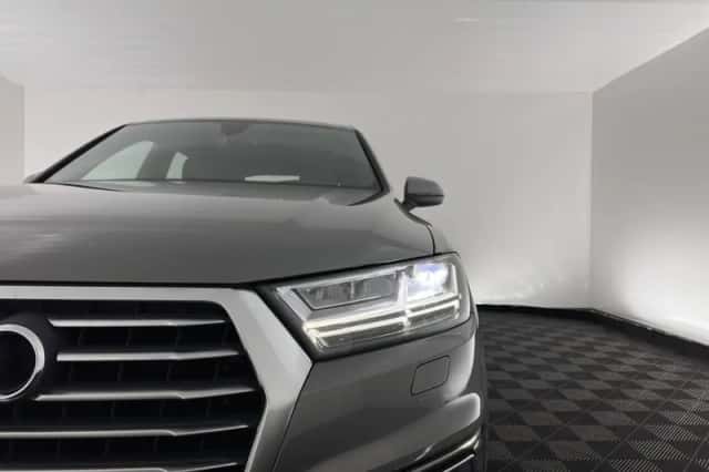 Audi Q7 (2016) thumbnail 27
