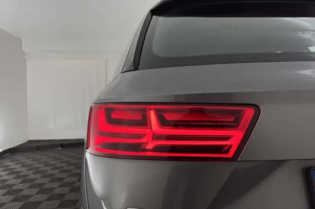 Audi Q7 (2016) thumbnail 28