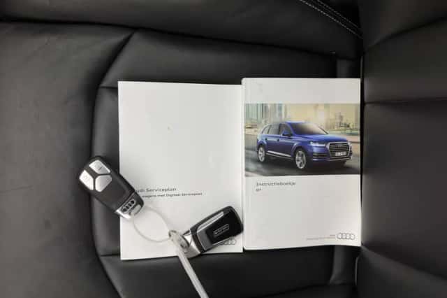 Audi Q7 (2016) thumbnail 30
