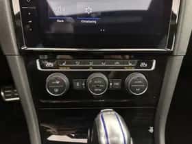 Volkswagen Golf thumbnail 18