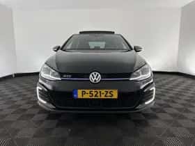 Volkswagen Golf thumbnail 3