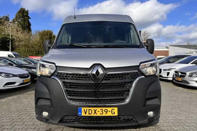 Renault Master (2020) thumbnail 2