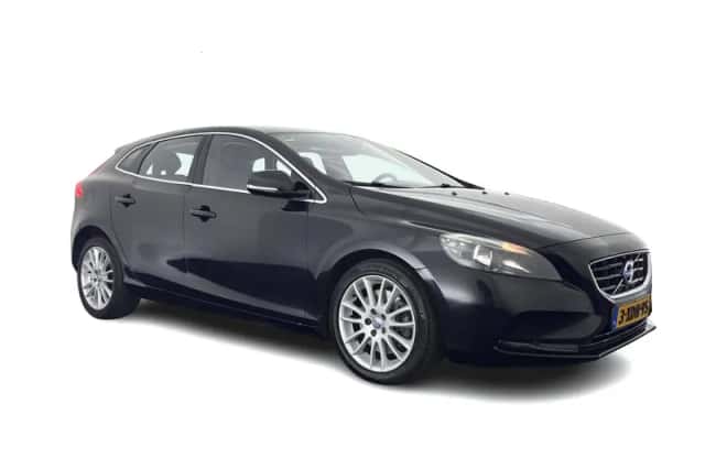 Volvo V40 (2014) thumbnail 1