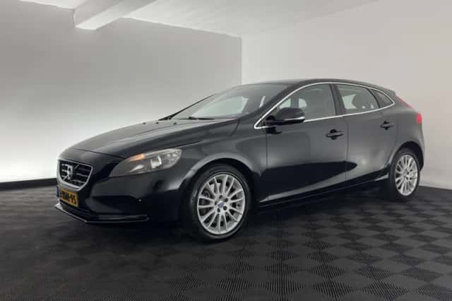 Volvo V40 (2014) thumbnail 4