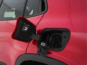 Jeep Avenger (2024) thumbnail 33