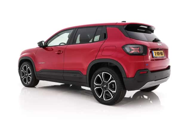 Jeep Avenger (2024) thumbnail 5