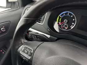Volkswagen Jetta (2013) thumbnail 20