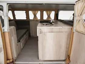 Volkswagen Kombi (1980) thumbnail 11