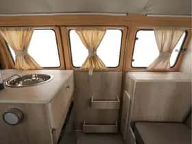 Volkswagen Kombi (1980) thumbnail 17