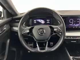 Škoda Octavia (2021) thumbnail 21