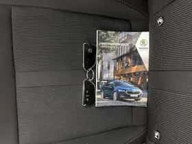 Škoda Octavia (2021) thumbnail 30