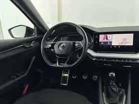 Škoda Octavia (2021) thumbnail 8