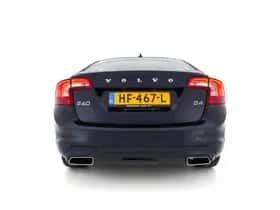 Volvo S60 (2015) thumbnail 6