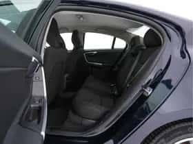 Volvo S60 (2015) thumbnail 10