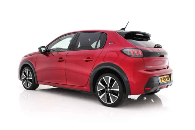 Peugeot e-208 (2022) thumbnail 5