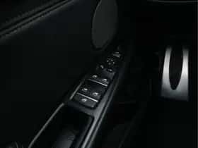 BMW X6 (2018) thumbnail 26