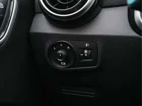 MG Zs ev (2020) thumbnail 23