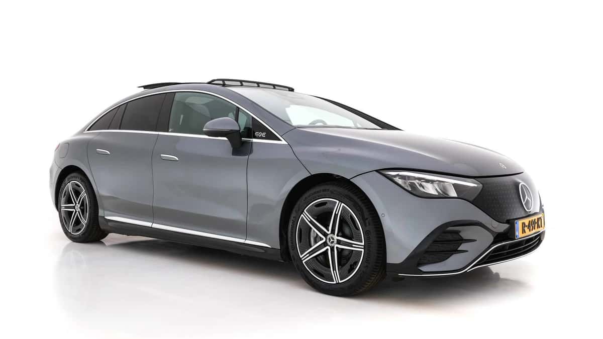 Mercedes-Benz EQE (2022) — foto 1