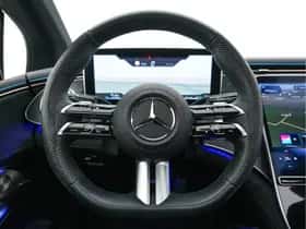 Mercedes-Benz EQE (2022) thumbnail 18
