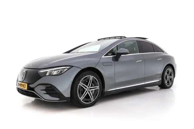Mercedes-Benz EQE (2022) thumbnail 4
