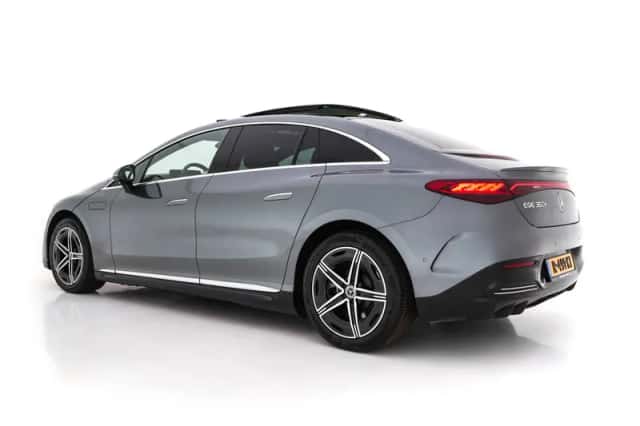 Mercedes-Benz EQE (2022) thumbnail 5