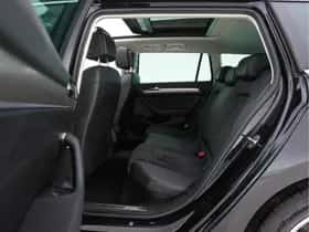 Volkswagen Passat (2017) thumbnail 11