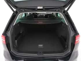Volkswagen Passat (2017) thumbnail 12