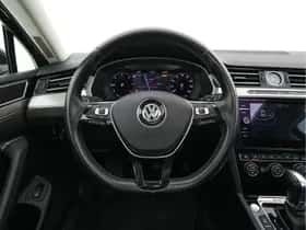 Volkswagen Passat (2017) thumbnail 19