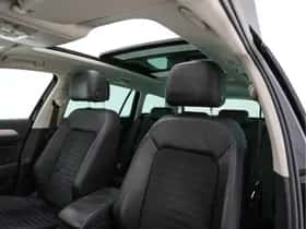 Volkswagen Passat (2017) thumbnail 24