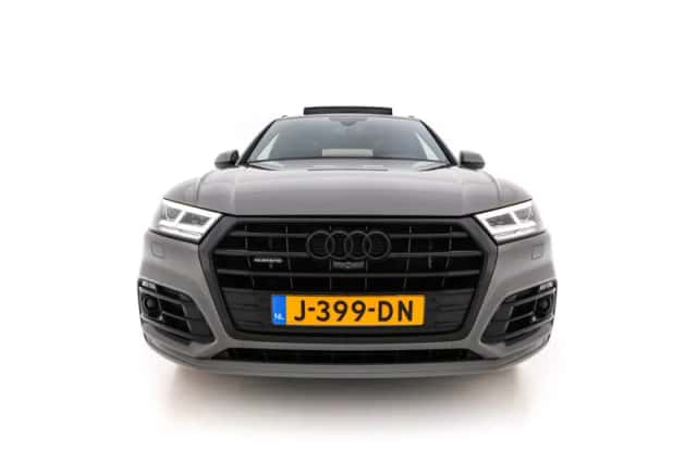 Audi Q5 (2020) thumbnail 3