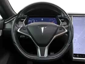 Tesla Model S (2016) thumbnail 18