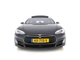 Tesla Model S (2016) thumbnail 3