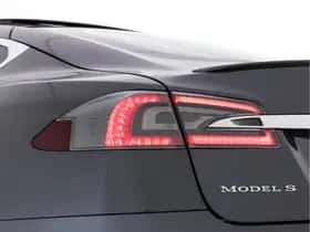 Tesla Model S (2016) thumbnail 29