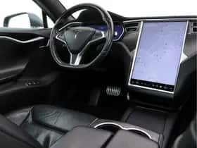 Tesla Model S (2016) thumbnail 8