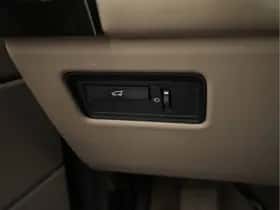 Land Rover Range Rover (2014) thumbnail 21