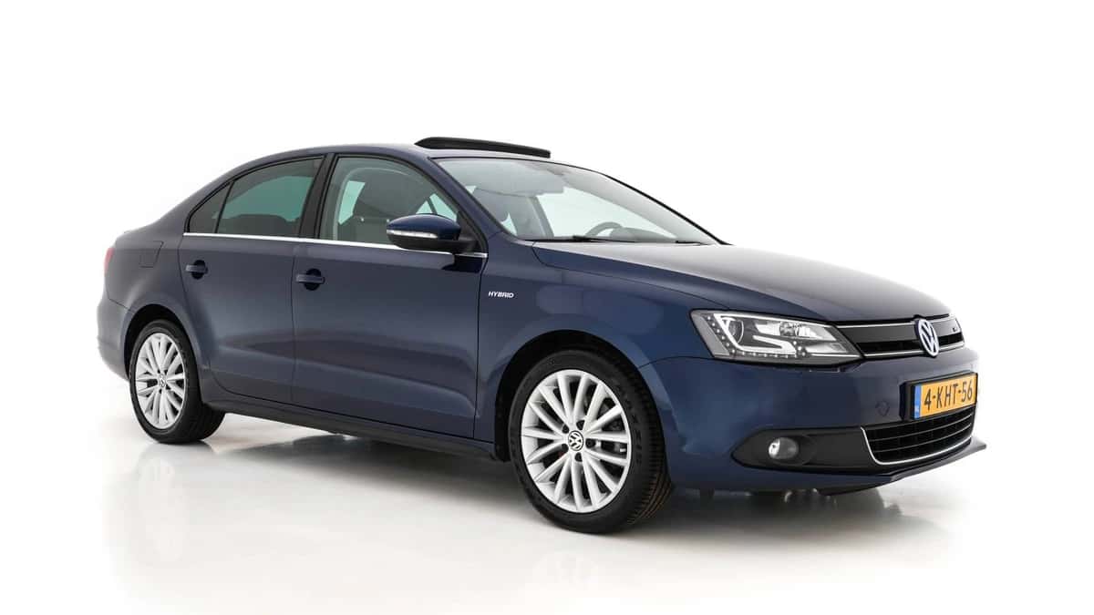 Volkswagen Jetta (2013) — foto 1